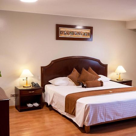 לימה Hotel Britania San Borja מראה חיצוני תמונה