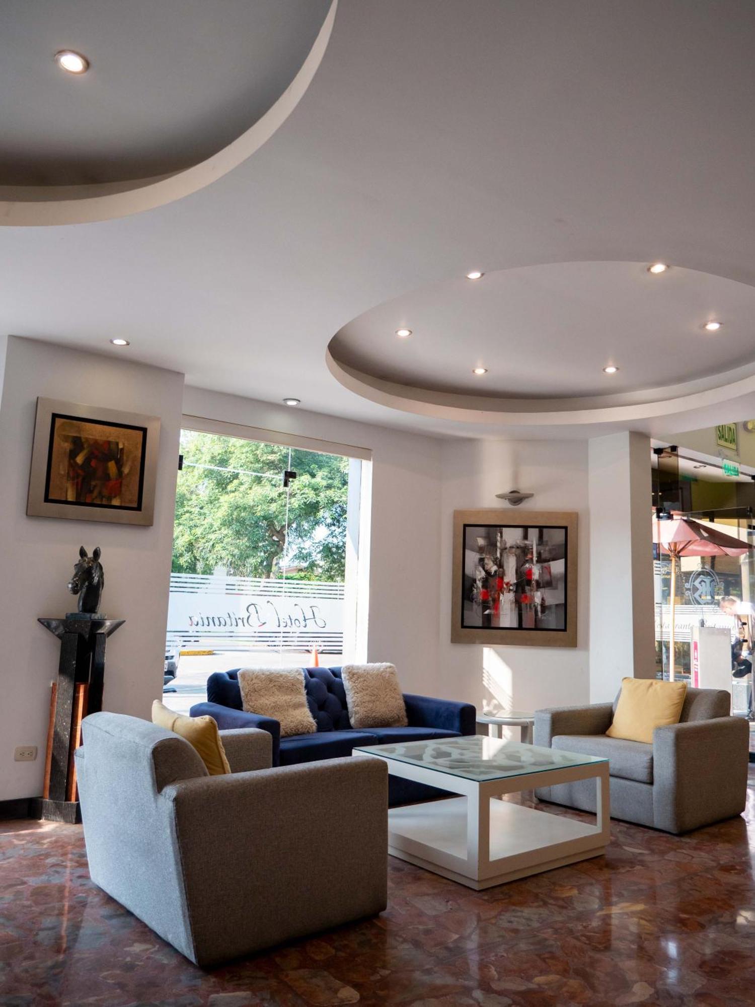 לימה Hotel Britania San Borja מראה חיצוני תמונה